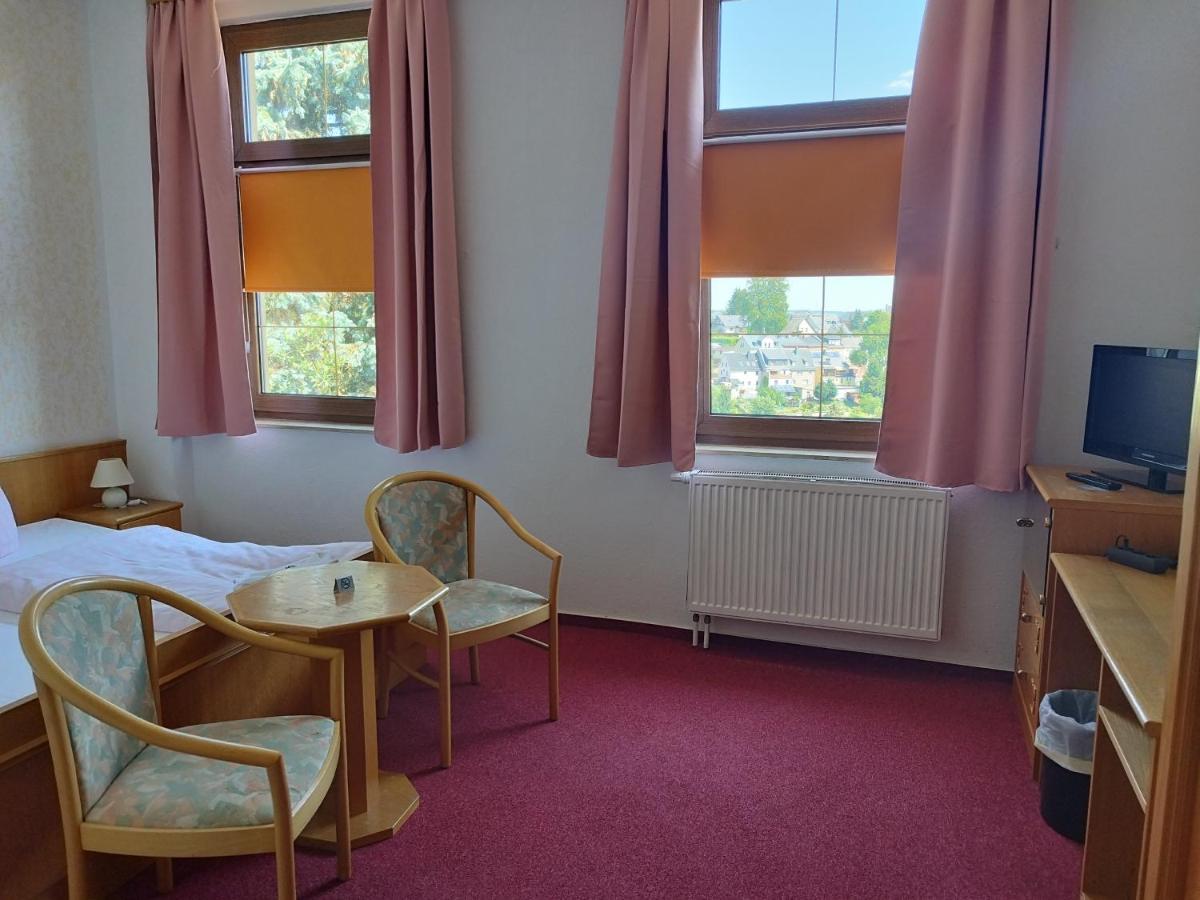 Berghotel Steiger - Pfotenurlaub Schneeberg  Exterior foto